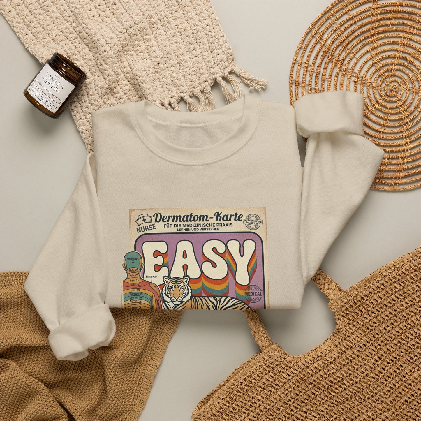Easy Tiger retro tiger graphic Crewneck, vintage vacation vibe